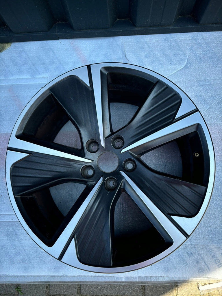 1x Alufelge 18 Zoll 8.0" 5x112 40ET Matt Graphit 5FF601025 Cupra Formentor FEL2932041273wi