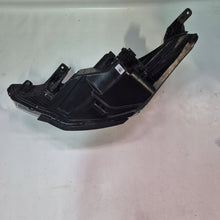 Laden Sie das Bild in den Galerie-Viewer, Frontscheinwerfer Hyundai I20 92102-C8000 Rechts Scheinwerfer Headlight SCH5704160007rg