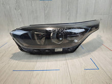 Laden Sie das Bild in den Galerie-Viewer, Frontscheinwerfer Kia Ceed J792121030 A60120210827 LED Links Headlight
