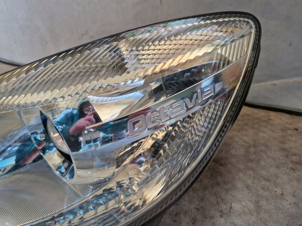 Frontscheinwerfer Skoda Octavia I 1Z1941015F Links Scheinwerfer Headlight SCH4302241166qt