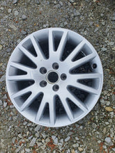 Laden Sie das Bild in den Galerie-Viewer, 1x Alufelge 17 Zoll 7.5" 5x110 45ET 4F0601025AK Audi A6 C6 A4 B7 B6 Rim Wheel FEL2201724684tl