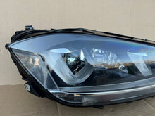 Laden Sie das Bild in den Galerie-Viewer, Frontscheinwerfer VW Golf VII Sportsvan 517941034B 90056399 Xenon Rechts SCH9911568523pe