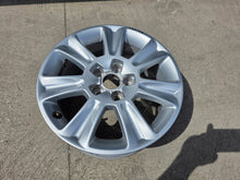 Laden Sie das Bild in den Galerie-Viewer, 1x Alufelge 15 Zoll 6.5" 5x100 34ET Glanz Silber 8X0601025 Audi A1 I Rim Wheel FEL9738147333jn