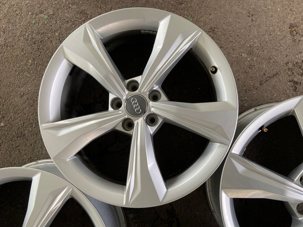 4x Alufelge 19 Zoll 7.0" 5x112 34ET Glanz Silber 80A601025K Audi Rim Wheel FEL5922981608px