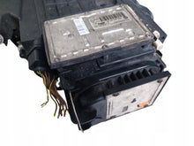 Load image into Gallery viewer, Frontscheinwerfer VW Passat 3C09411751G Xenon Links Scheinwerfer Headlight SCH3601332330sq