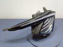 Load image into Gallery viewer, Frontscheinwerfer Kia Sportage V 92102R2100 Rechts Scheinwerfer Headlight SCH7377495839gi