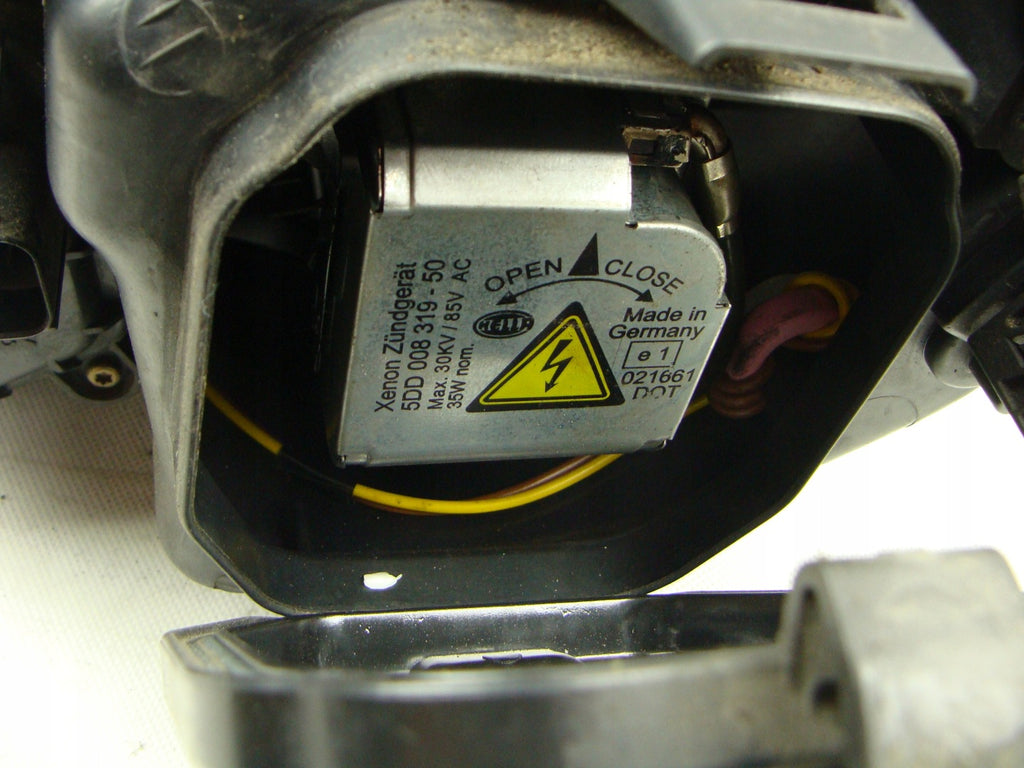 Frontscheinwerfer BMW 7 E65 15621000RE Xenon Rechts Scheinwerfer Headlight SCH2036723439tt