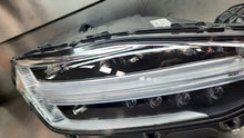 Laden Sie das Bild in den Galerie-Viewer, Frontscheinwerfer Volvo Xc90 II 13122024 Rechts Scheinwerfer Headlight