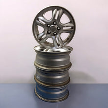 Laden Sie das Bild in den Galerie-Viewer, 1x Alufelge 16 Zoll 6.5&quot; 5x114.3 529101F200 Hyundai Accent Rim Wheel