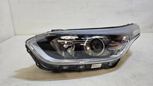 Load image into Gallery viewer, Frontscheinwerfer Kia Ceed J7921-22030 Links Scheinwerfer Headlight