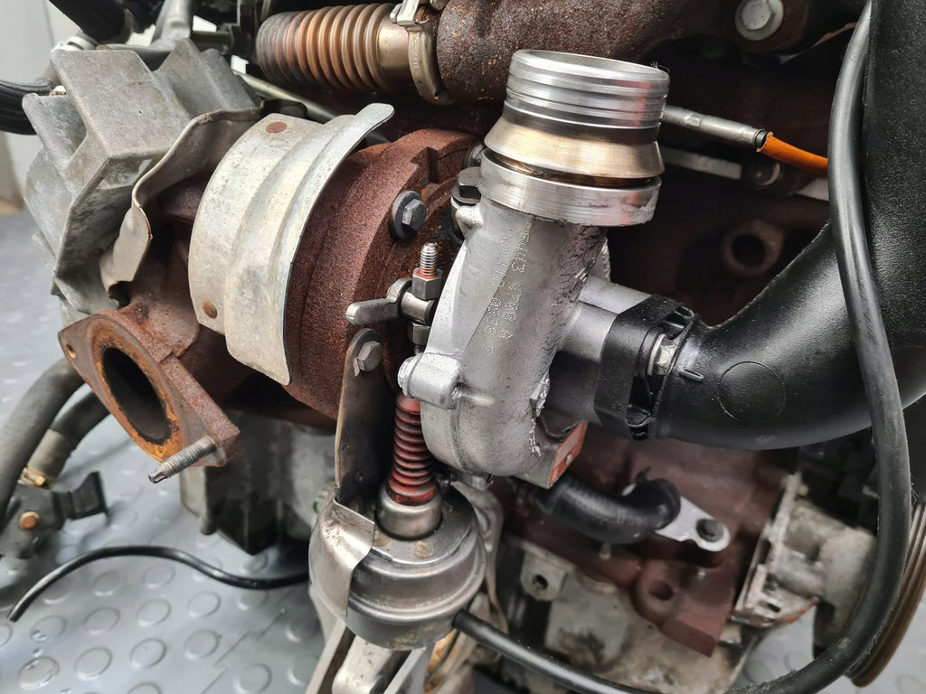 Motor Nissan Qashqai J10 K9K430 K9KD430 1.5 DCI 110PS 81kW Diesel Komplett