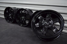 Laden Sie das Bild in den Galerie-Viewer, 4x Alufelge 17 Zoll 7.5" 5x112 28ET Glanz Schwarz Audi A4 B6 B7 Rim Wheel FEL4110679325ve