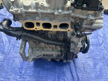 Laden Sie das Bild in den Galerie-Viewer, Motor Peugeot 2008 II HN05 10TMA5 1.2 THP 20TKm Benzin Engine Unkomplett
