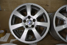 Laden Sie das Bild in den Galerie-Viewer, 4x Alufelge 16 Zoll 7.0" 4x108 50ET Glanz Silber 31200601 Volvo V70 III S40 Ii FEL1399868792pm