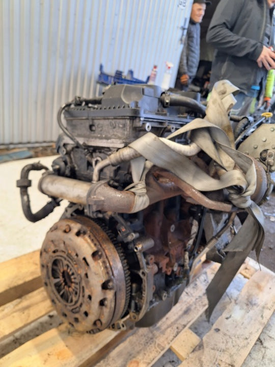 Motor Ford Transit H9FA 2.4 TDCI 140PS 101kW 200TKm Diesel Engine Komplett MOT7480375461mb