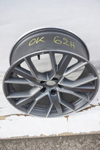 Load image into Gallery viewer, 1x Alufelge 19 Zoll 8.5" 5x112 40ET 8W0601025DH Audi Rim Wheel FEL4476099964gt