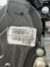 Load image into Gallery viewer, Motor Ford S-Max TXWA DW10C 2.0 TDCI 161PS 120kW 170TKm 2014 Diesel Komplett MOT8624009683um