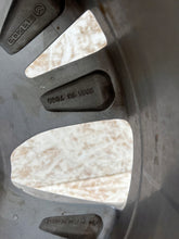 Laden Sie das Bild in den Galerie-Viewer, 1x Alufelge 18 Zoll 7.0&quot; 5x114.3 45ET Glanz 9965787080 Mazda Cx-30 Rim Wheel