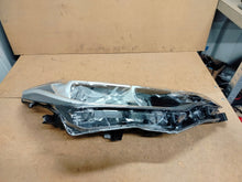Laden Sie das Bild in den Galerie-Viewer, Frontscheinwerfer Toyota Corolla 81110-02L50-00 LED Rechts Headlight SCH3654251184qa