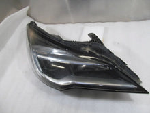Laden Sie das Bild in den Galerie-Viewer, Frontscheinwerfer Opel Astra 39111144 Rechts Scheinwerfer Headlight SCH9885906882zy