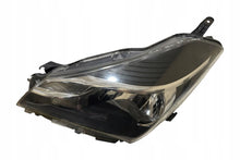 Load image into Gallery viewer, Frontscheinwerfer Toyota Yaris Vorderseite Scheinwerfer Headlight SCH9032378140ej