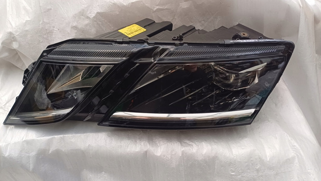 Frontscheinwerfer Skoda Octavia III 5E1941015D Full LED Links Headlight SCH2348618117rp