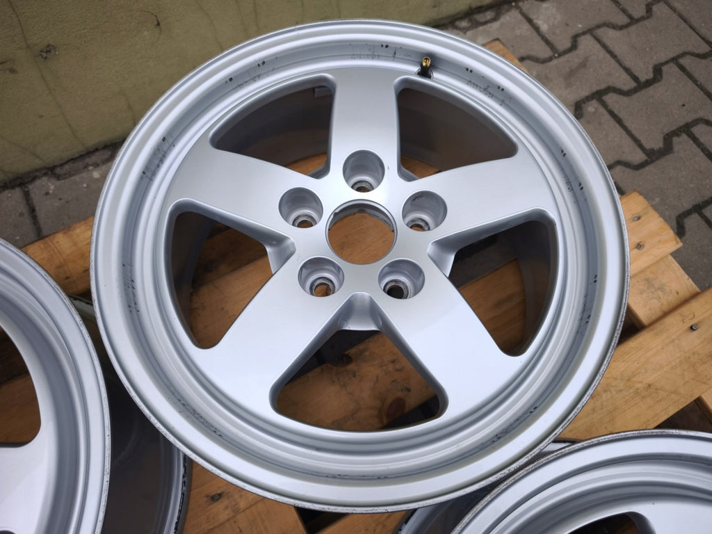 4x Alufelge 16 Zoll 7.0" 5x112 35ET Glanz Silber 8W0601025 Audi C6 A4 B9 FEL3003900465wy