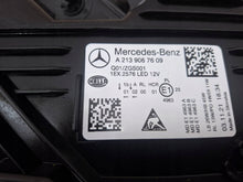 Laden Sie das Bild in den Galerie-Viewer, Frontscheinwerfer Mercedes-Benz W213 A2139067609 Q01ZGS001KOD 85122000 Rechts SCH6428835116kf