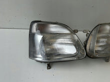 Laden Sie das Bild in den Galerie-Viewer, Frontscheinwerfer Opel Agila 35300-83E00 35100-83E00 LED Ein Satz Headlight