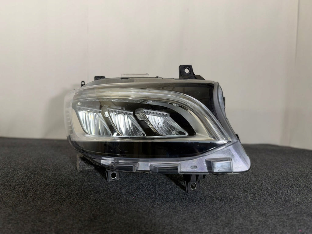 Frontscheinwerfer Mercedes-Benz Sprinter A9109067200 LED Rechts Headlight SCH1842961341tt