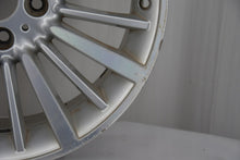 Load image into Gallery viewer, 1x Alufelge 18 Zoll 8.0" 5x120 34ET Glanz Silber 6796249 BMW 1 Rim Wheel FEL8297082084ra