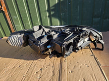 Load image into Gallery viewer, Frontscheinwerfer VW I 14B941035A Links Scheinwerfer Headlight SCH8284292952bk