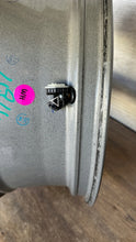 Laden Sie das Bild in den Galerie-Viewer, 1x Alufelge 18 Zoll 7.0&quot; 5x108 47 5ET LJ8C-1007-A1B Ford Rim Wheel