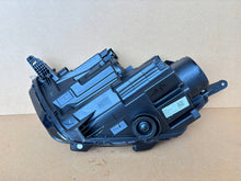 Laden Sie das Bild in den Galerie-Viewer, Frontscheinwerfer Ford Ecosport GN15-13W029-JE GN15-13W029 Rechts Headlight SCH5210265293tt