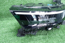 Laden Sie das Bild in den Galerie-Viewer, Frontscheinwerfer Opel Mokka I Links Scheinwerfer Headlight SCH9433094885lq