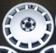 Load image into Gallery viewer, 1x Alufelge 17 Zoll 8.0&quot; 5x112 48ET 4D0601025O Audi Rim Wheel