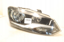 Load image into Gallery viewer, Frontscheinwerfer VW Polo 6R1941008F Rechts Scheinwerfer Headlight SCH7932343777tk