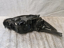 Laden Sie das Bild in den Galerie-Viewer, Frontscheinwerfer Ford Focus III BM5113W030AL FALSE Scheinwerfer Headlight SCH2746034373hy