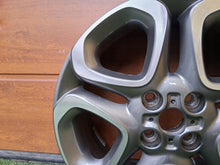 Load image into Gallery viewer, 1x Alufelge 16 Zoll 6.0" 4x100 50ET Glanz Graphit 52910-C8700 Hyundai I20 II Mg FEL3248553025zu