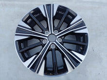 Laden Sie das Bild in den Galerie-Viewer, 1x Alufelge 18 Zoll 7.0&quot; 5x114.3 38ET Mitsubishi Outlander Eclipse Cross