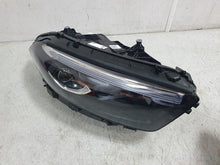 Laden Sie das Bild in den Galerie-Viewer, Frontscheinwerfer Mercedes-Benz W177 1779065804 LED Rechts Headlight SCH9473993398yc