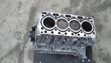 Laden Sie das Bild in den Galerie-Viewer, Motorblock Volvo V40 B4204T17 2.0 122PS 90kW Unkomplett MOT6825198574tm