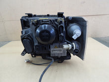 Laden Sie das Bild in den Galerie-Viewer, Frontscheinwerfer Land Rover Range III L322 XBC000385 Xenon Rechts Headlight SCH7804162812ja