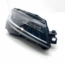 Laden Sie das Bild in den Galerie-Viewer, Frontscheinwerfer Skoda Superb III 3V1941016D Full LED Rechts Headlight
