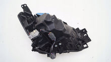 Laden Sie das Bild in den Galerie-Viewer, Frontscheinwerfer Mazda 2 Links Scheinwerfer Headlight SCH6512712151zg
