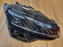 Load image into Gallery viewer, Frontscheinwerfer Skoda Karoq 57B941016F Full LED Rechts Scheinwerfer Headlight SCH1273722668mr