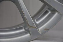 Load image into Gallery viewer, 1x Alufelge 16 Zoll 7.0&quot; 5x120 31ET Glanz Silber 6796236 BMW 1 Rim Wheel