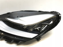 Laden Sie das Bild in den Galerie-Viewer, Frontscheinwerfer Tesla Model 3 1077375-00-C LED Links Scheinwerfer Headlight