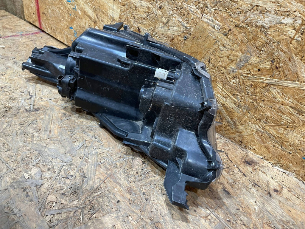 Frontscheinwerfer Toyota 4 Yaris S2508P011-M Rechts Scheinwerfer Headlight