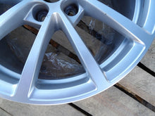 Laden Sie das Bild in den Galerie-Viewer, 1x Alufelge 17 Zoll 7.5" 5x112 4K0601025 Audi A6 C8 Rim Wheel FEL2317956963gy